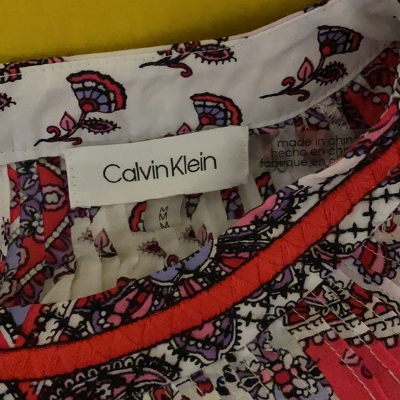 Calvin Klein balloon sleeve blouse. Like new - Picture 6 of 13